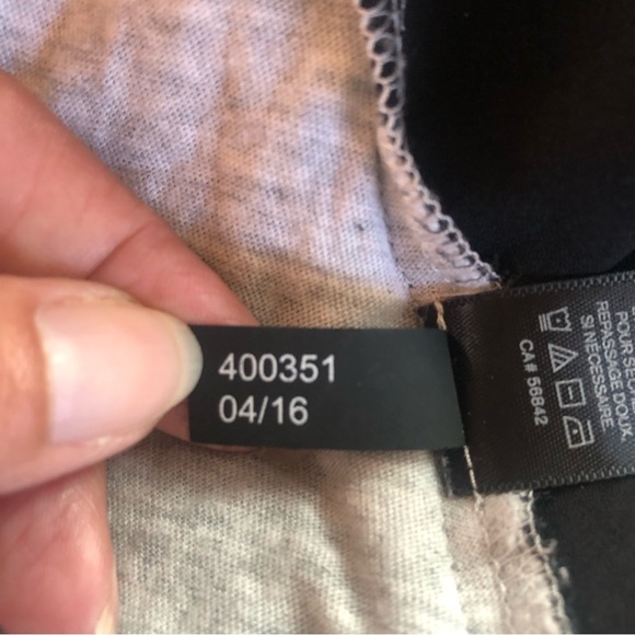 Express - women’s XS  top 3/4 sleeves gray and Black / Grey Top - Picture 6 of 10